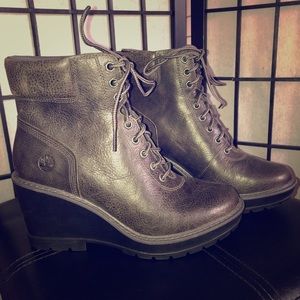 Womens Timberland wedge Boots!